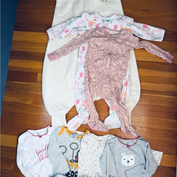 Baby 12M onesies footies sleeper sack sweaters - Picture 1 of 7